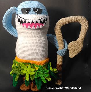 Ravelry: Maui Shark Head @ Moana pattern by Jessie Lin