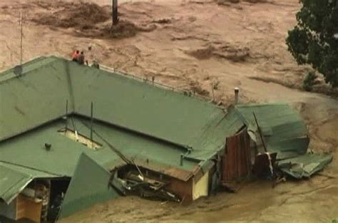 Thousands flee Brisbane flooding | Environment News | Al Jazeera