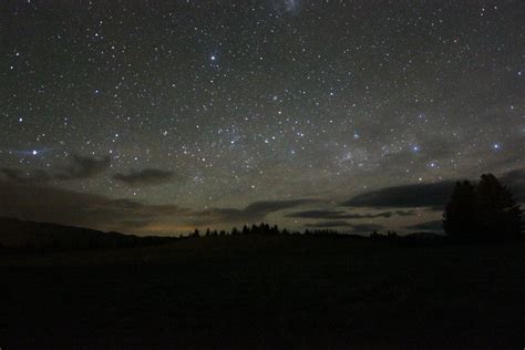 Searching for Tao, 7573 Kilometres from Home :: Image Gallery /The Night Sky over Tekapo