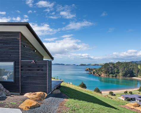 The Best Beach House Airbnbs In NZ | URBAN LIST NEW ZEALAND