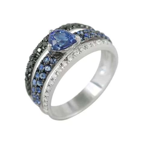 Fashion Blue Sapphire Diamonds White Gold Gorgeous Band Ring for Her ...