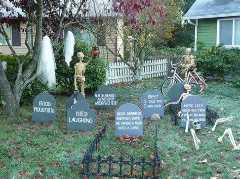 How to Make a Halloween Graveyard | HubPages