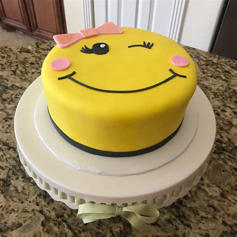 Emoji smiley girl birthday cake. https://www.facebook.com/sweetnsassycakesbyeva | Birthday cake ...