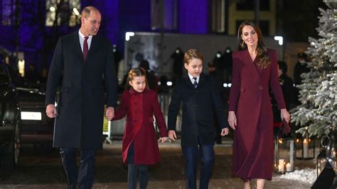 Prince William and Kate's Christmas card photo has a hidden detail you ...