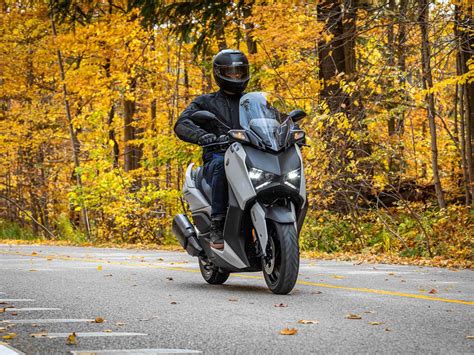 2023 Yamaha XMAX Scooter First Look | Motorcyclist