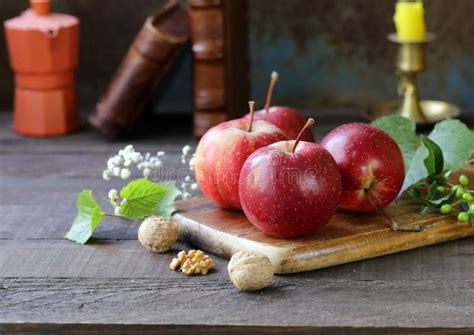 Red Apples on a Wooden Table Stock Photo - Image of organic, harvest: 126027450