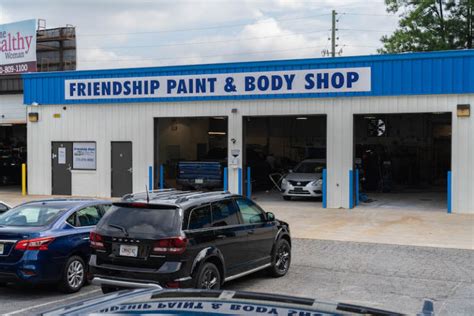 Friendship Paint & Body Shop Grille Repair- Best Service