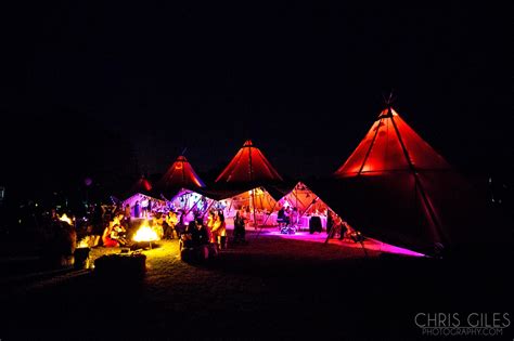 A Tipi Wedding in the country near London - Chris giles Photography