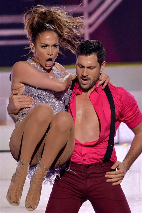 Jennifer Lopez Boyfriend - Jennifer Lopez & Maksim Chmerkovskiy | Glamour UK