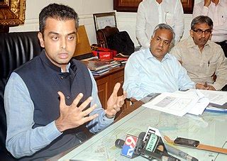 File:Milind Deora interacting with the media, during his visit at Mumbai Port Trust, in Mumbai ...