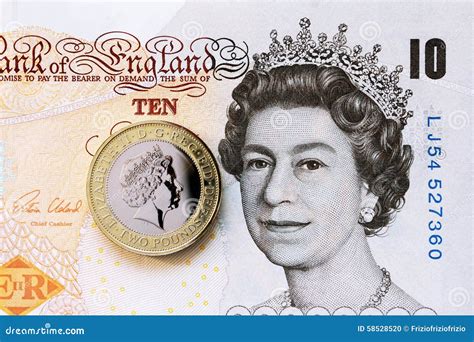 Queen Elizabeth On The Pound Banknotes Editorial Image - Image: 58528520