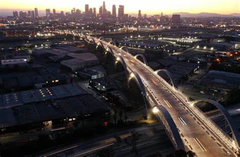 $588 Million New Bridge in Los Angeles Repeatedly Shut Down Due to ...