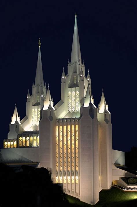 244 best Mormon TEMPLES at NIGHT images on Pinterest | Lds temples ...