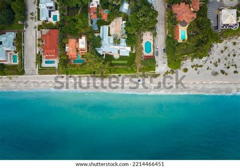 Aerial View Rich Neighborhood Expensive Vacation Stock Photo 2214466451 ...