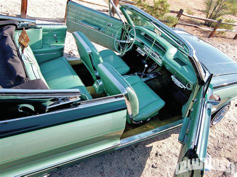 1106-lrmp-10-o-1963-chevrolet-impala-SS-interior - Lowrider