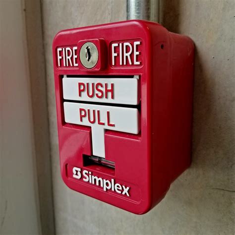 SIMPLEX 4257 FIRE ALARM PULL STATION NO KEY NO BREAK GLASS