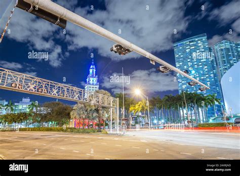 Miami at night. Amazing view of Downtown city lights Stock Photo - Alamy