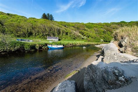 Stradbally Cove - Ireland Highlights