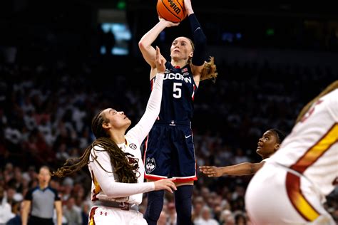 UConn star Paige Bueckers says she’ll return to college for fifth year ...