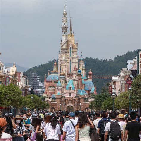 Hong Kong Disneyland annual pass holders rent out memberships; resort ...