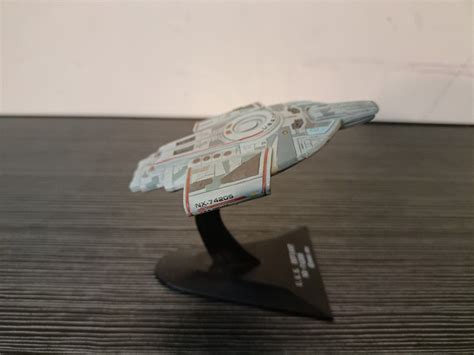 Star Trek USS Defiant Model Kit, Hobbies & Toys, Toys & Games on Carousell