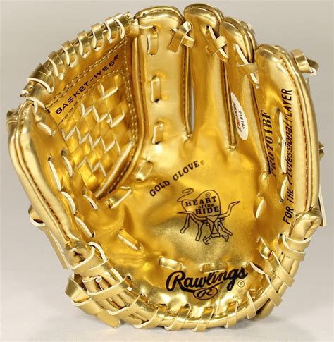 Wade Boggs Signed Rawlings Gold Glove Mini-Baseball Glove Inscribed "94 & 95 G.G." (PSA COA ...