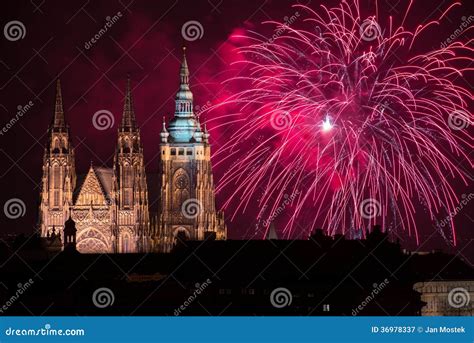 Prague castle fireworks editorial photography. Image of evening - 36978337