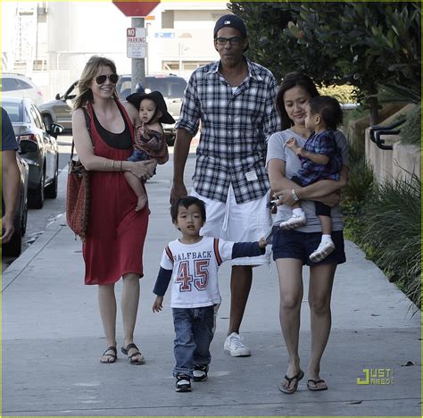 Ellen Pompeo, Chris & Stella: Family Day at the Beach!: Photo 2473525 ...