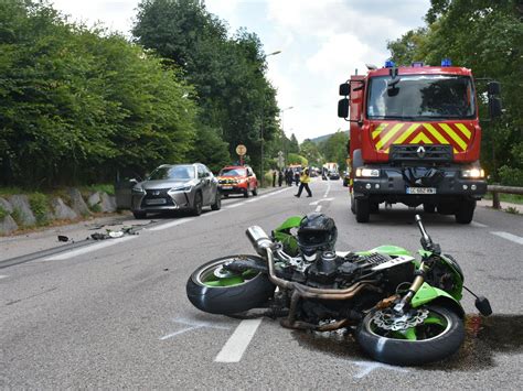 la-moto-a-percute-trois-voitures-dans-sa-course-et-provoque-un-accident-route-d-epinal-photo ...