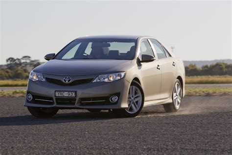 Toyota Camry Review - photos | CarAdvice