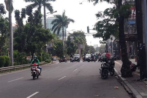 Foto : Ini Ruas Jalan di Jakarta Pusat yang Tak Bisa Dilintasi