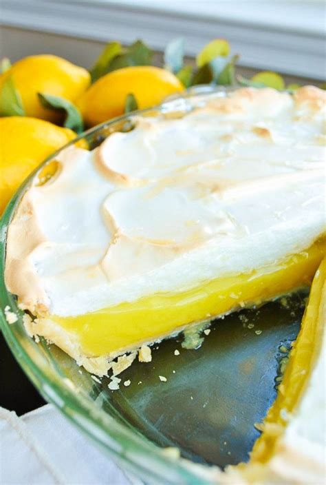 16 Delicious Recipes That Prove, "There's Always Room For Jello." | Lemon meringue pie, Meringue ...