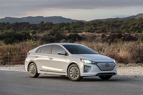 2020 Hyundai Ioniq Electric: Lease deals already offset higher price tag