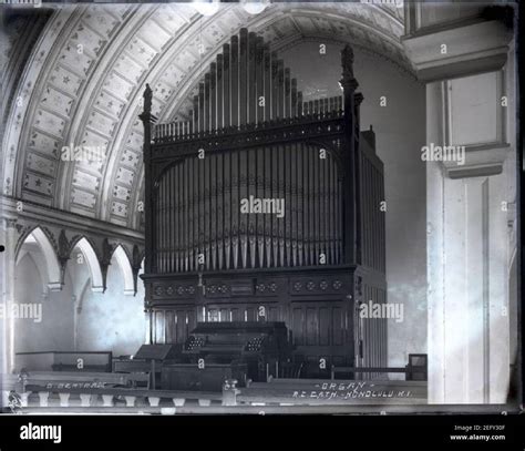 Organ, Roman Catholic Cathedral (2 Stock Photo - Alamy