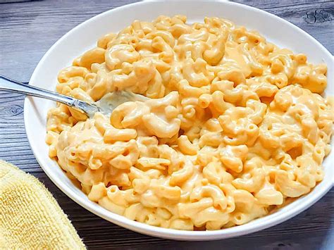The Best Creamy Homemade Mac and Cheese Recipe