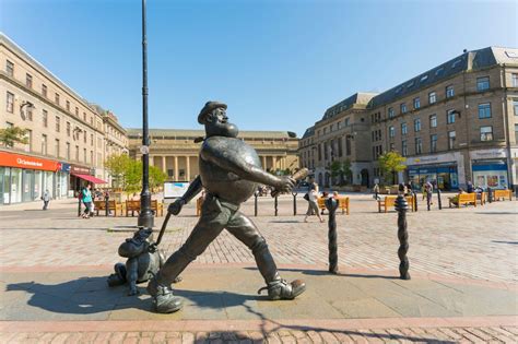 Dundee - Holidays, Breaks & Tourist Information | VisitScotland