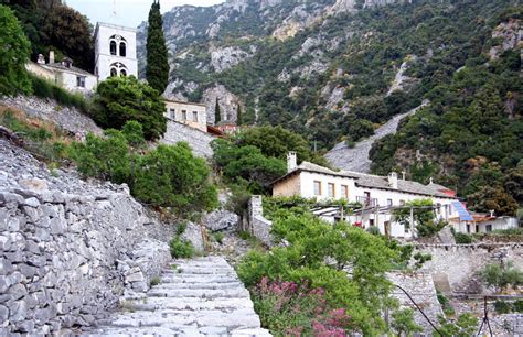 Mount Athos: The Skete of Kavsokalivia