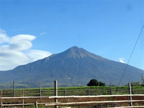 Bounder does the PI: KANLAON VOLCANO UPDATE, FILL FOR THE LOT, MEASUREMENTS & TIME, IDIOMS ...