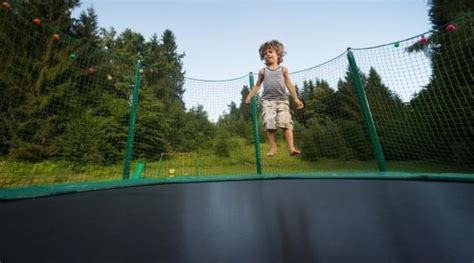 10 Best Trampoline Brands – Fun In The Yard