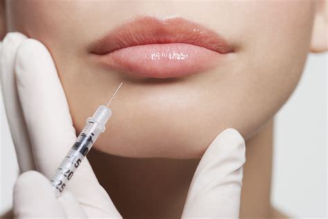 Mini Lip Enhancements - Botox & Lip Injections Victoria | Dr Lee Thompson