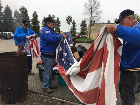 PHOTOS: Flag burning ceremony held in Woodland – Daily Democrat