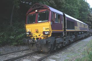 66198 | 66198 at Deepcar with a steel working from Rotheram … | Flickr