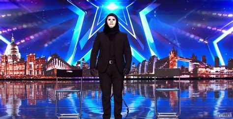 BGT viewers believe the show's masked magician is Stephen Mulhern - Entertainment Daily