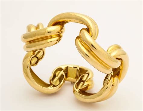 Craiger Drake Enameled Gold Ribbon Swags Bracelet For Sale at 1stDibs