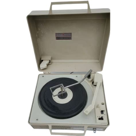 Vintage portable record player (DE-011) – Dahlia Vintage