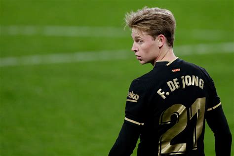 Frenkie de Jong has become a complete player at Barcelona