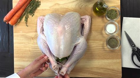 How to Truss a Thanksgiving Turkey - Quick & Easy! - YouTube