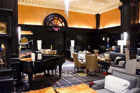 A Review of The Algonquin Hotel in New York City