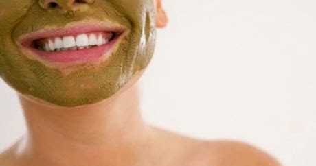 Home Remedies Blogger: Green Tea and Honey Mask for Acne