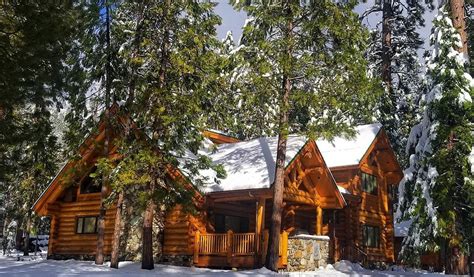 Snowy Enchantment: Winter Cabin Stays in Yosemite | Discover Yosemite ...